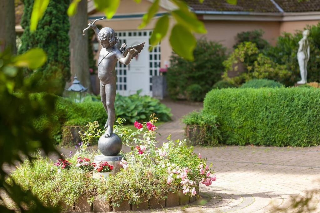 Apartment Gaestehaus Schloss Bothmer Schwarmstedt Exterior photo